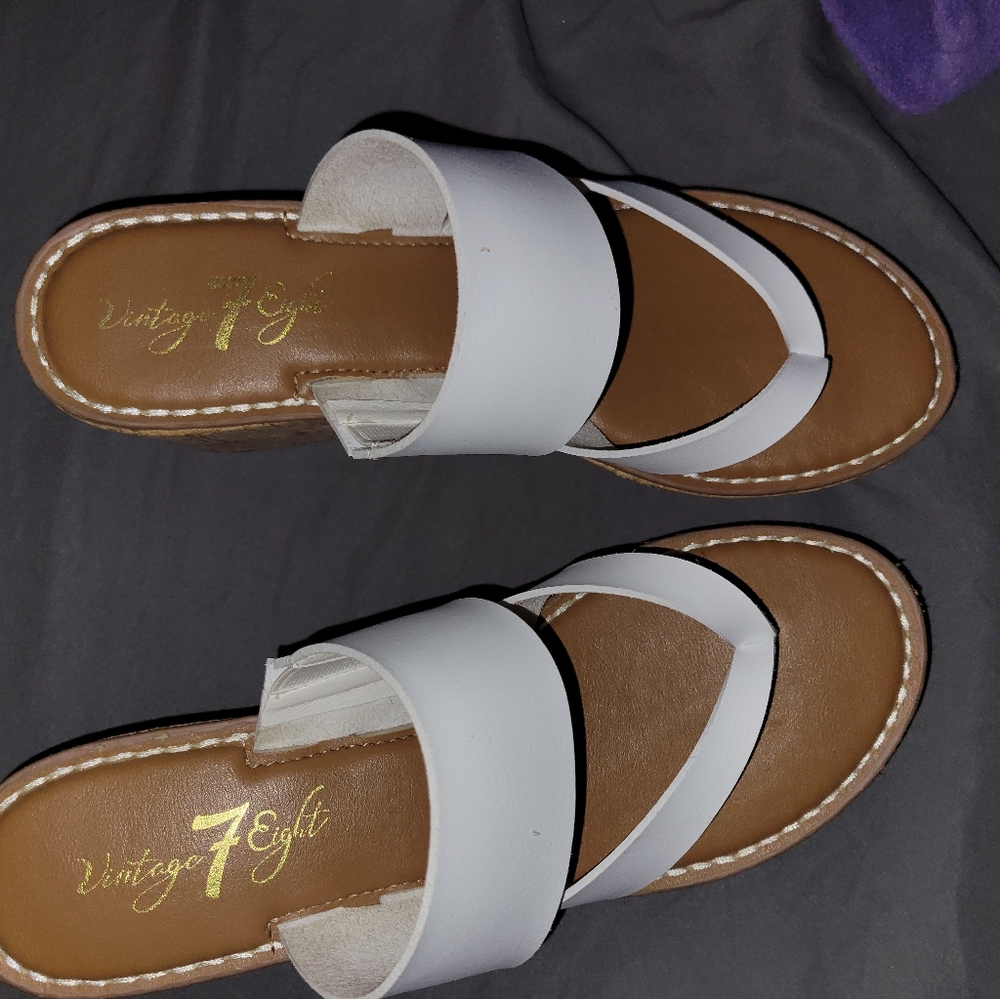Vintage 7 eight white Wedge sandals